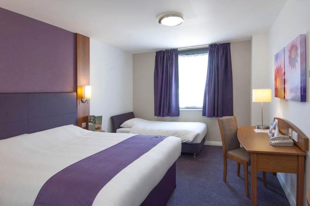Premier Inn Leamington Spa Town Centre Bilik gambar