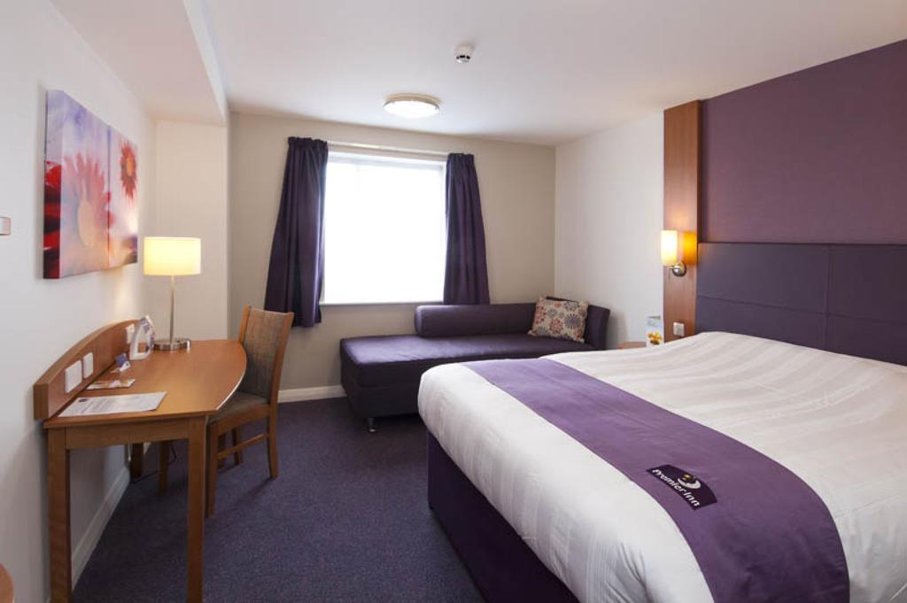 Premier Inn Leamington Spa Town Centre Bilik gambar