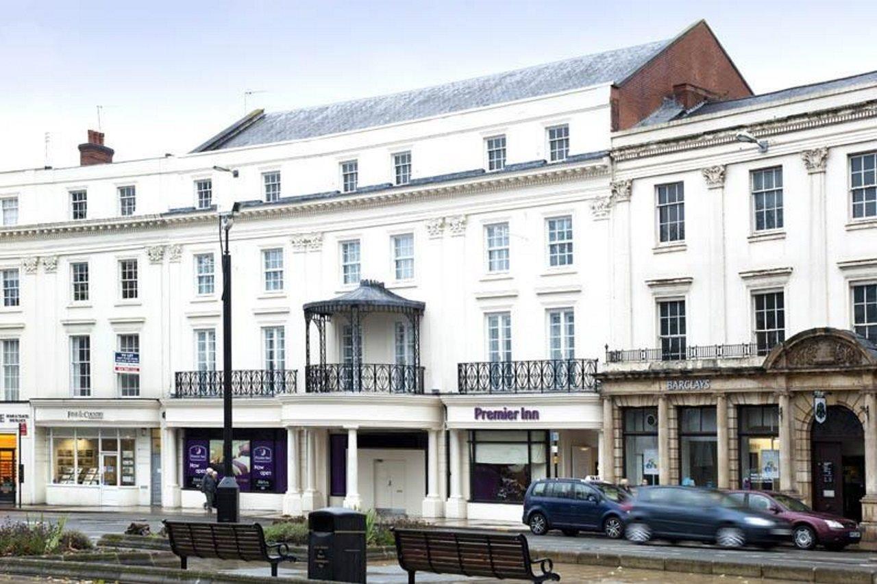 Premier Inn Leamington Spa Town Centre Luaran gambar
